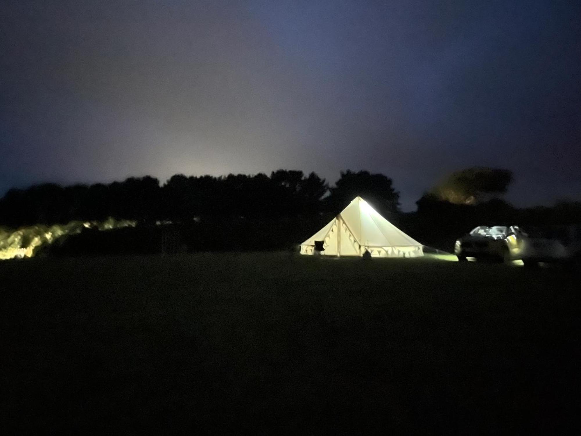 Trevena Cross Glamping & Camping เฮลสตัน ภายนอก รูปภาพ