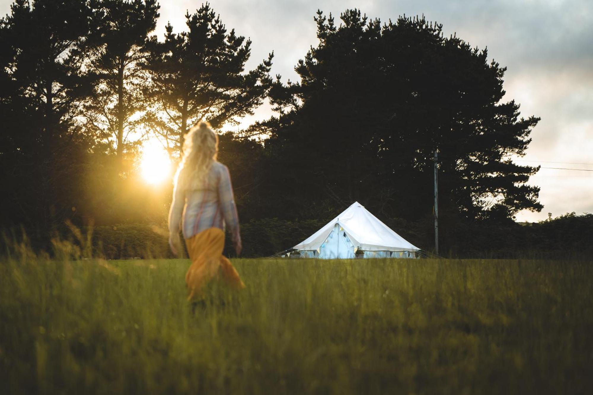 Trevena Cross Glamping & Camping เฮลสตัน ภายนอก รูปภาพ